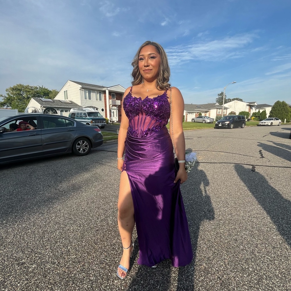 Elegant Purple Evening Gown